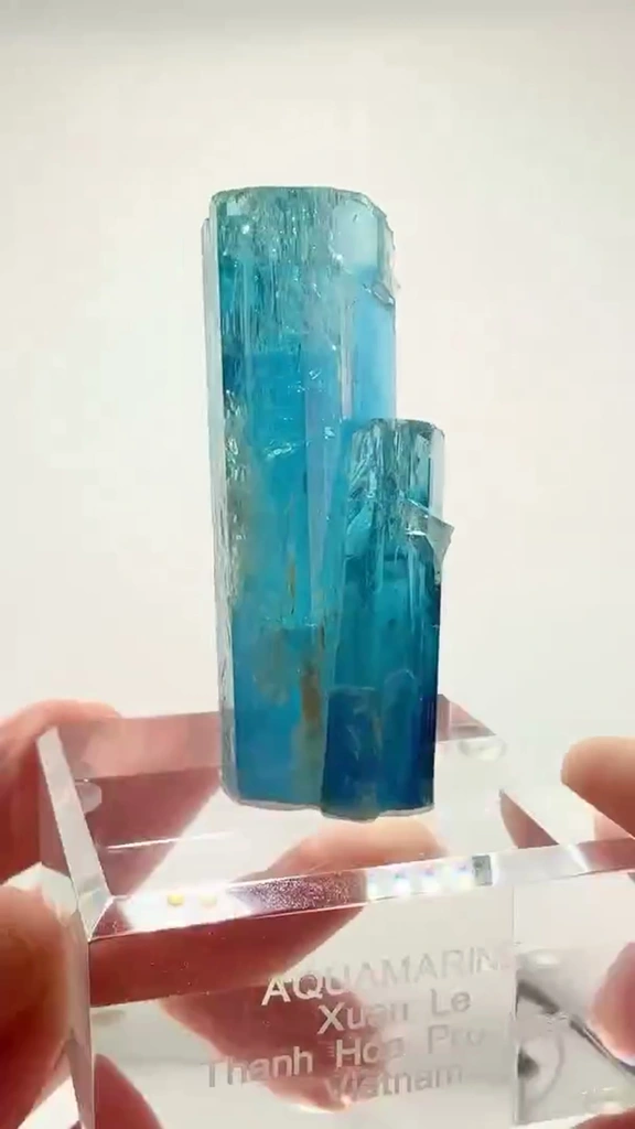 Aquamarine - image 2