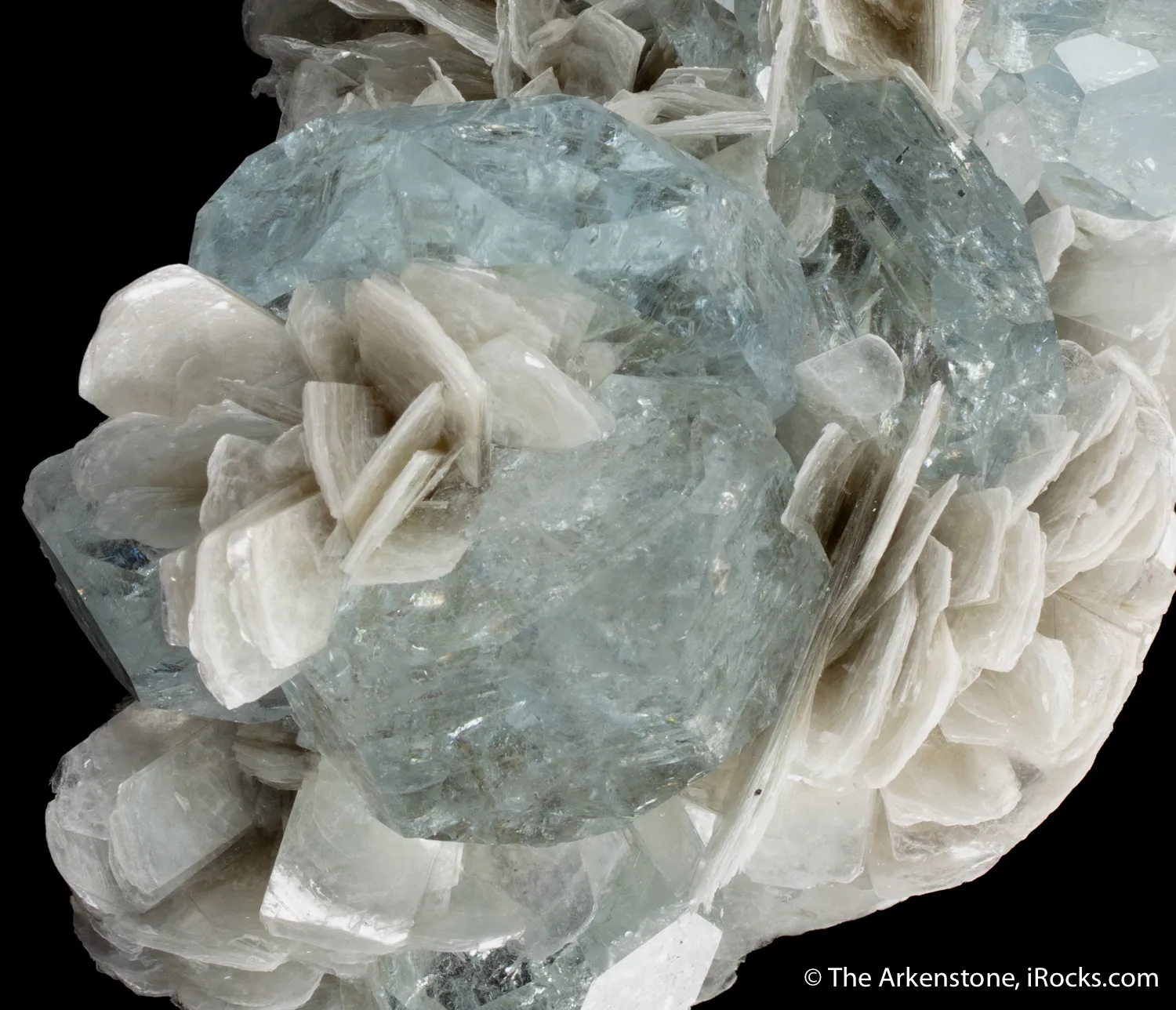 Aquamarine and Muscovite - image 6