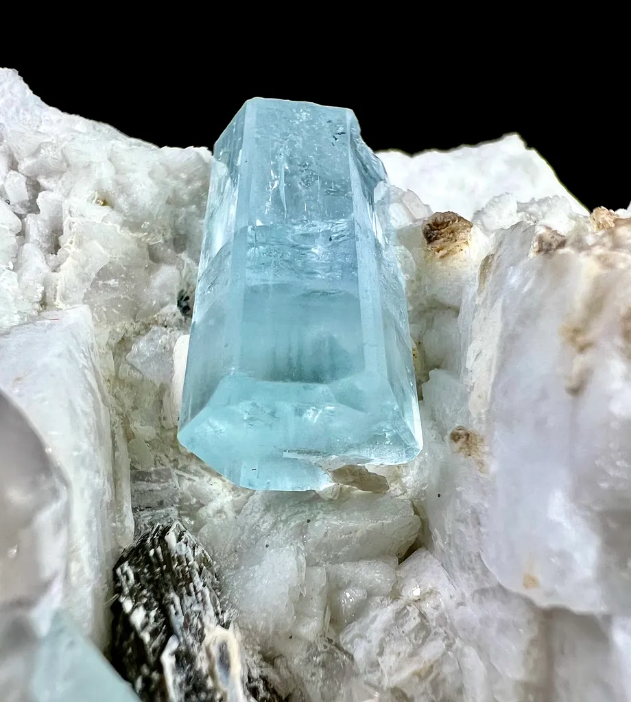 Aquamarine, Apatite, Quartz And Mica On Feldspar From Pakistan - image 7