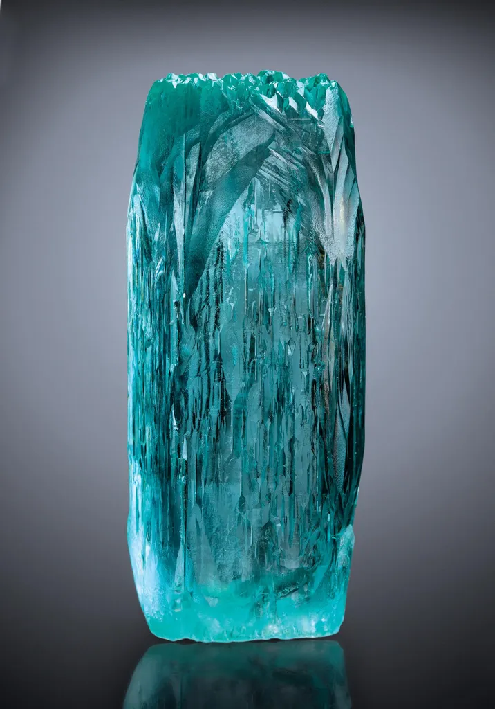 Aquamarine, Beryl image