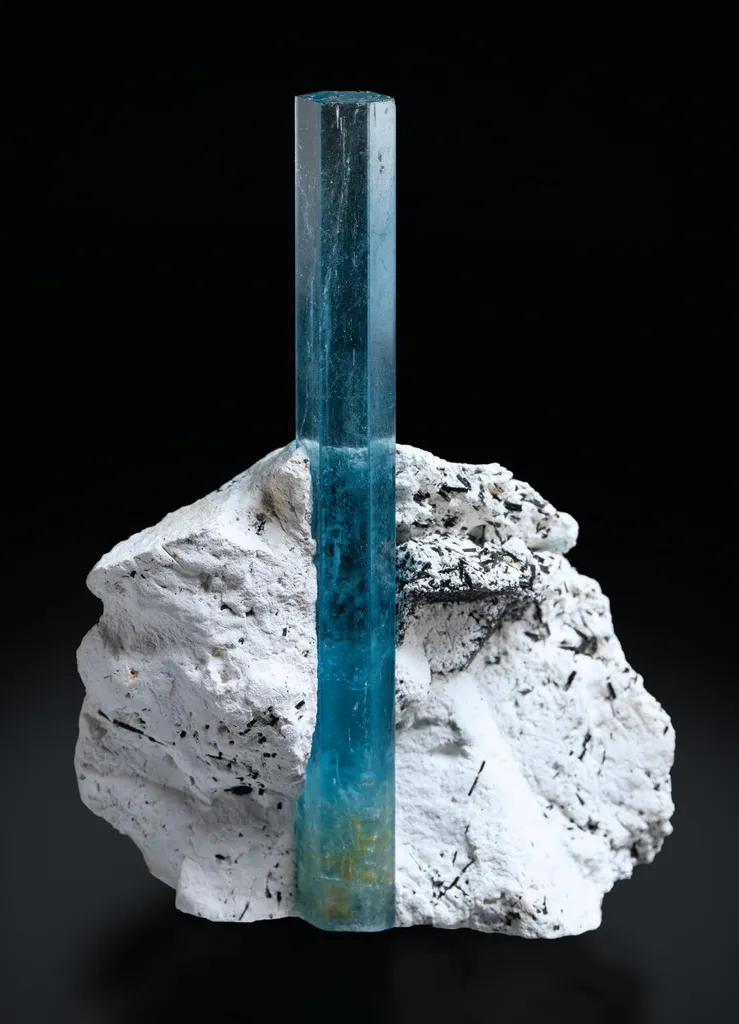 Aquamarine Beryl image