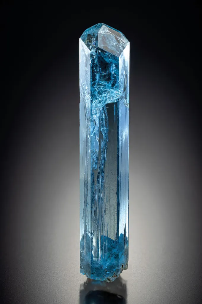 Aquamarine Beryl image