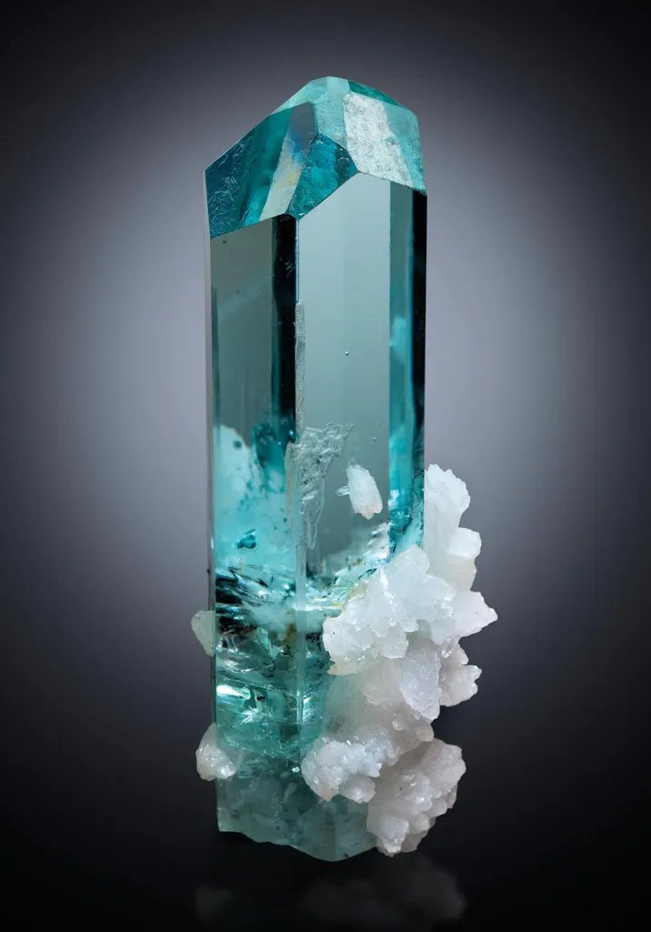 Aquamarine Beryl, Feldspar image