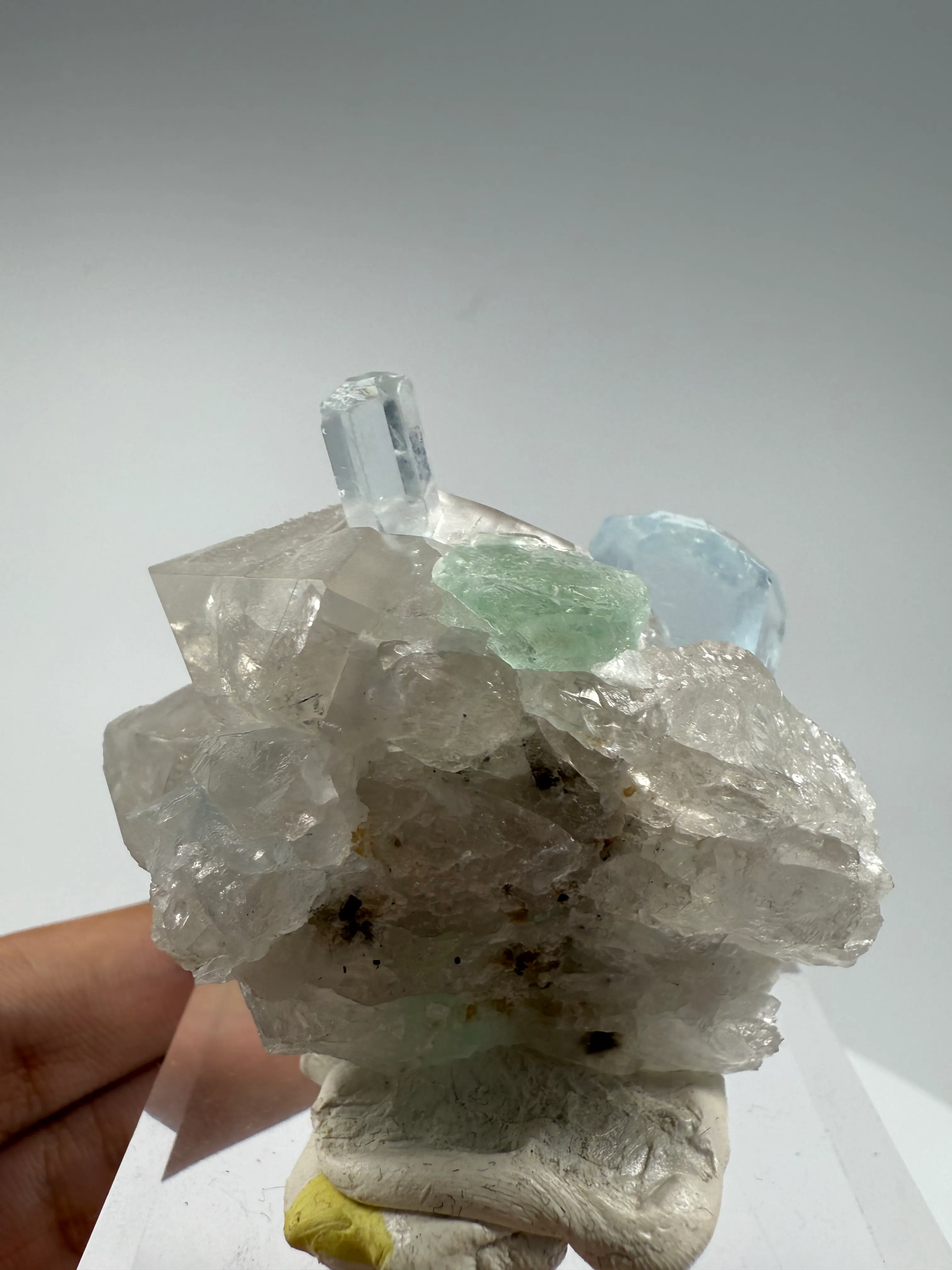 Aquamarine, Beryl, Fluorite from Pakistan - image 7