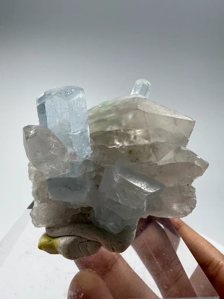 Aquamarine, Beryl, Fluorite from Pakistan image