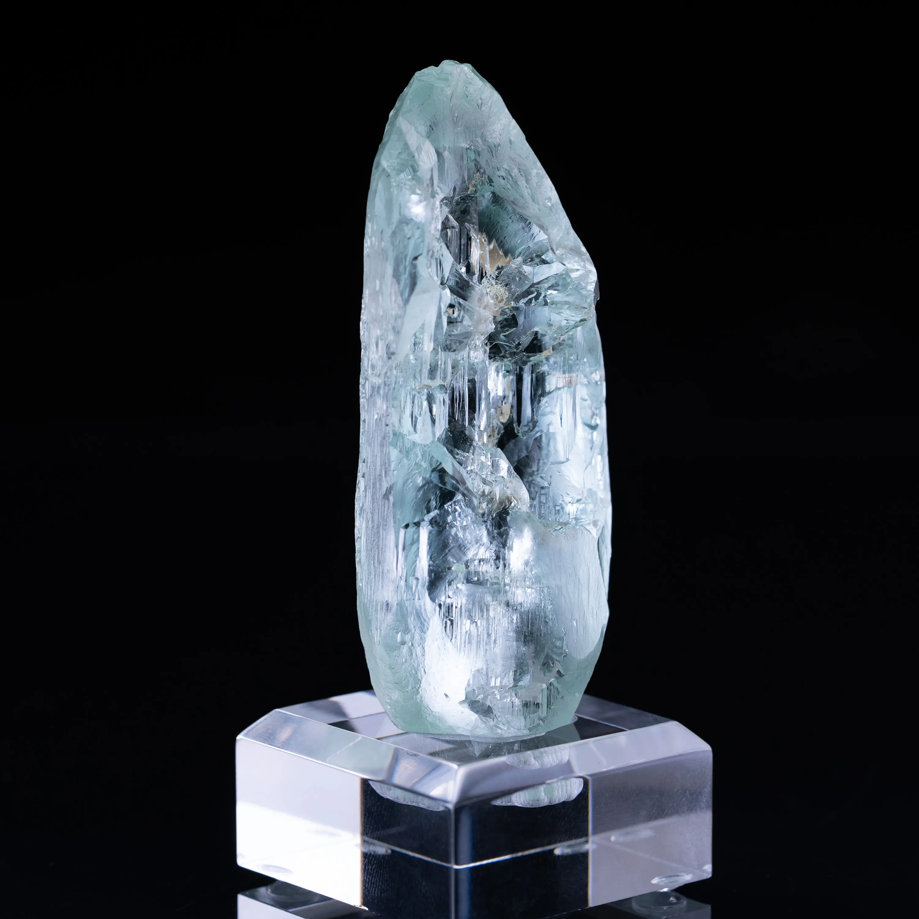 Aquamarine, Beryl from Brazil, Minas Gerais, Medina - image 6