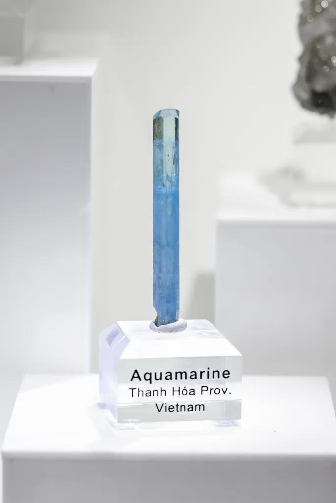 Aquamarine, Beryl from Vietnam image