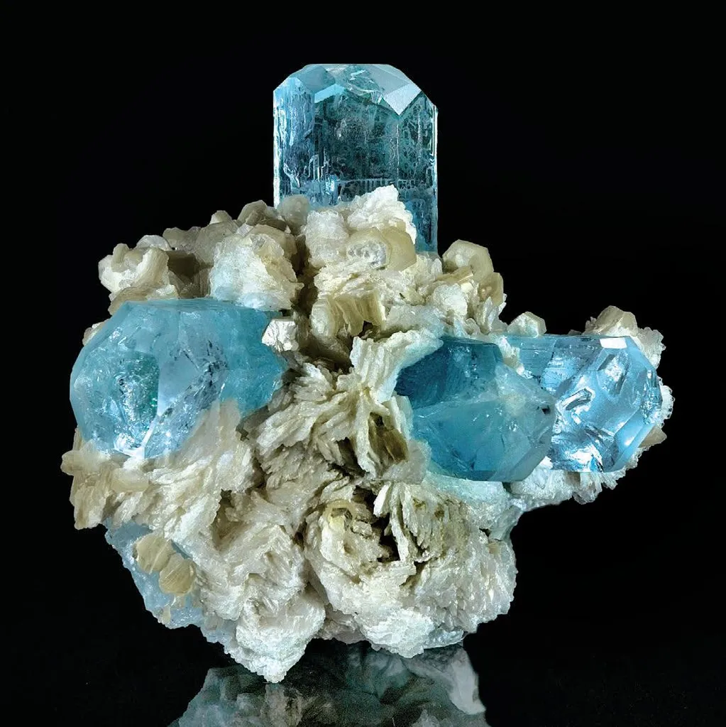 Aquamarine, Cleavelandite image