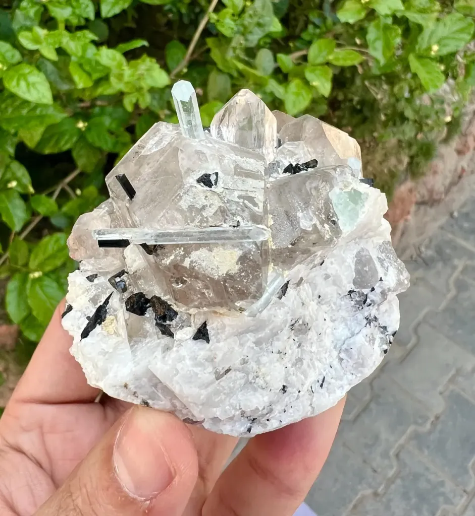 Aquamarine combine Topaz Quartz and Tourmaline from Pakistan - image 4
