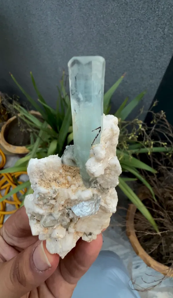 Aquamarine Crystal from Pakistan - image 4