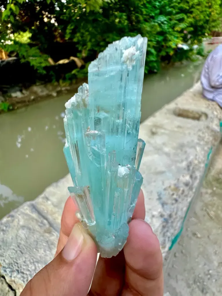 Aquamarine Crystal from Pakistan - image 8
