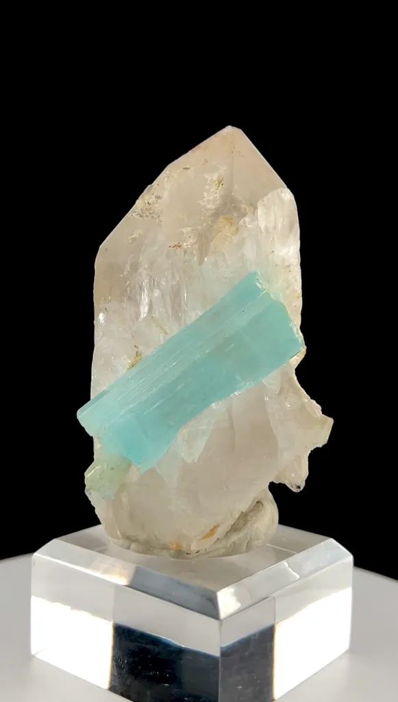 Aquamarine Crystal from Pakistan image