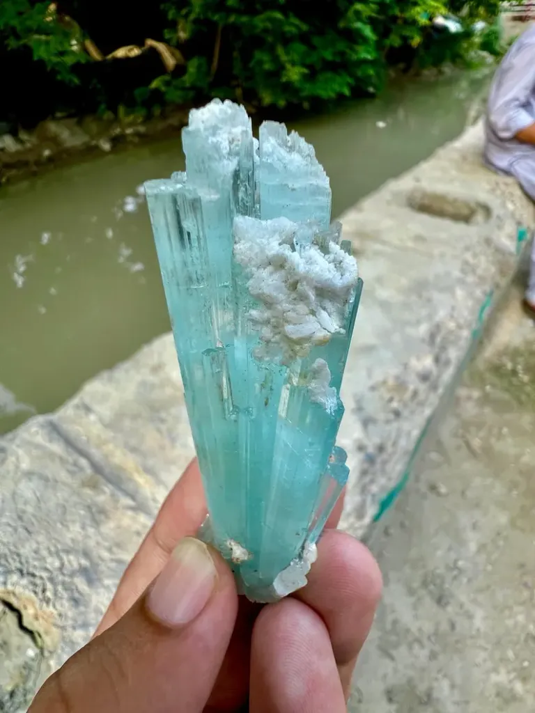 Aquamarine Crystal from Pakistan - image 4