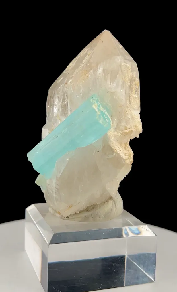 Aquamarine Crystal from Pakistan - image 8