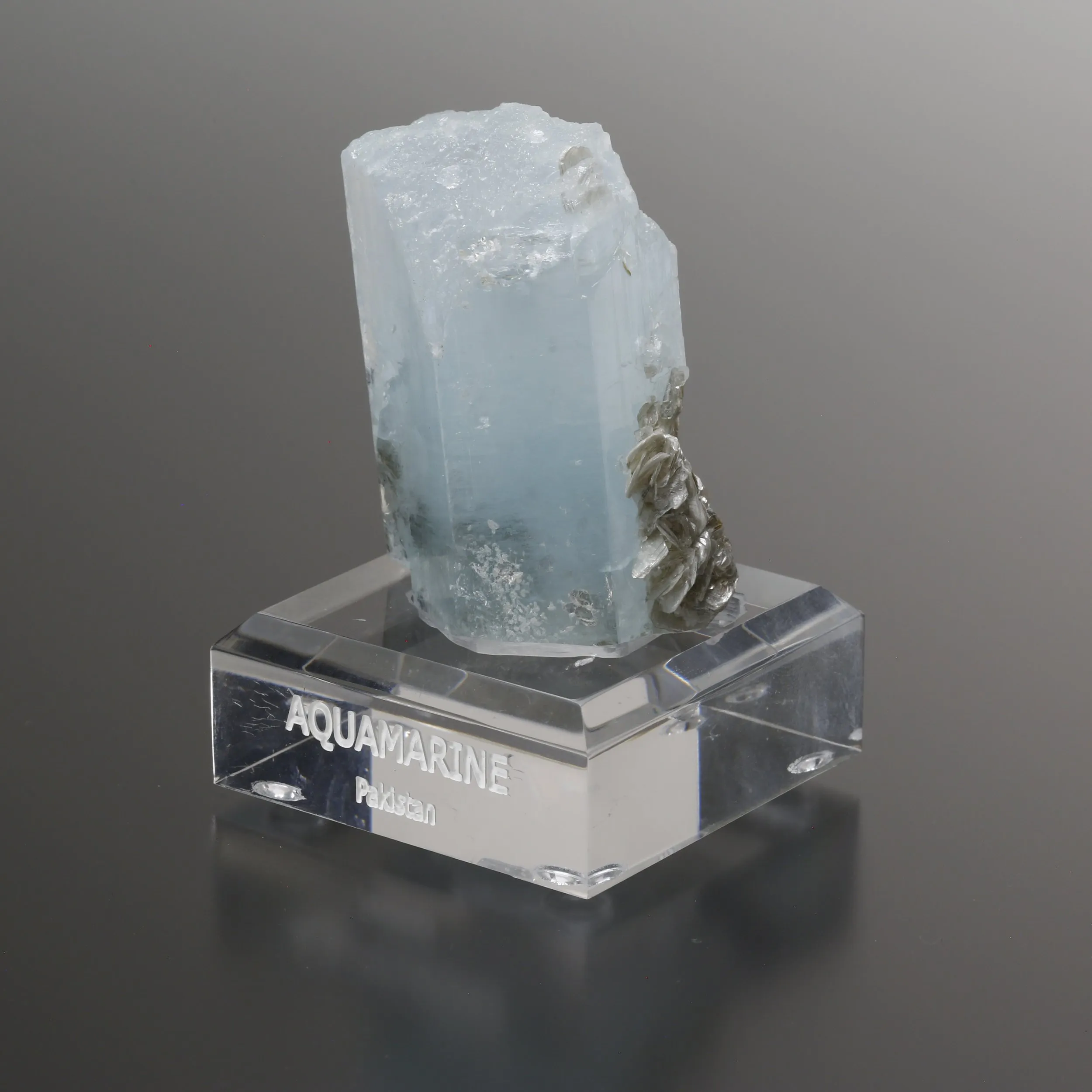 Aquamarine - image 4