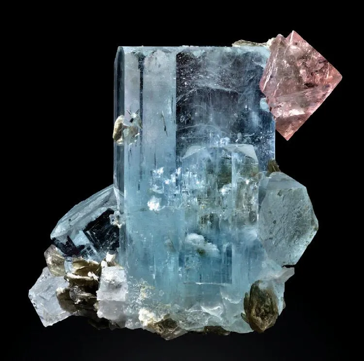 Aquamarine, Fluorite - image 1