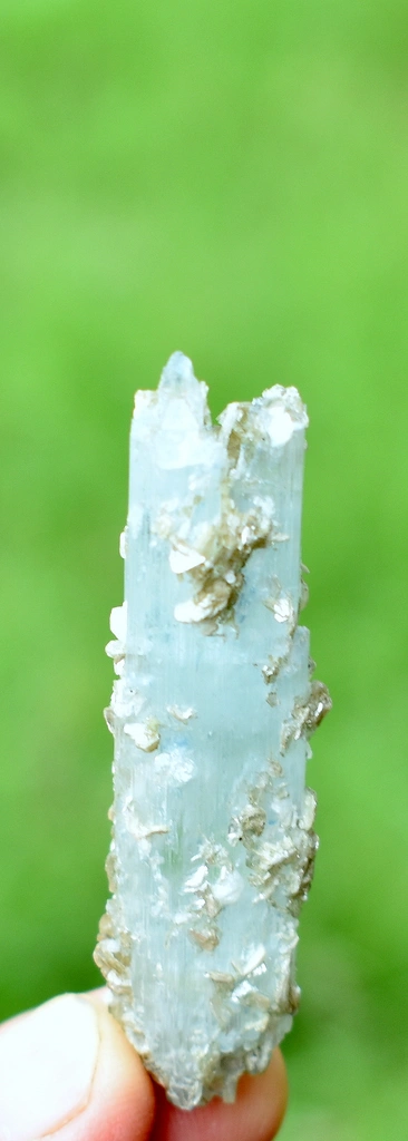 Aquamarine from Alchuri, Shigar Valley, Shigar District, Gilgit-Baltistan, Pakistan - image 4