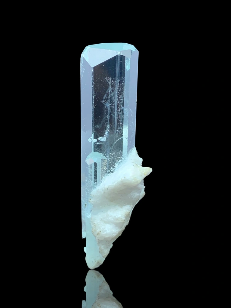 Aquamarine from Alchuri, Shigar Valley, Shigar District, Gilgit-Baltistan, Pakistan - image 4