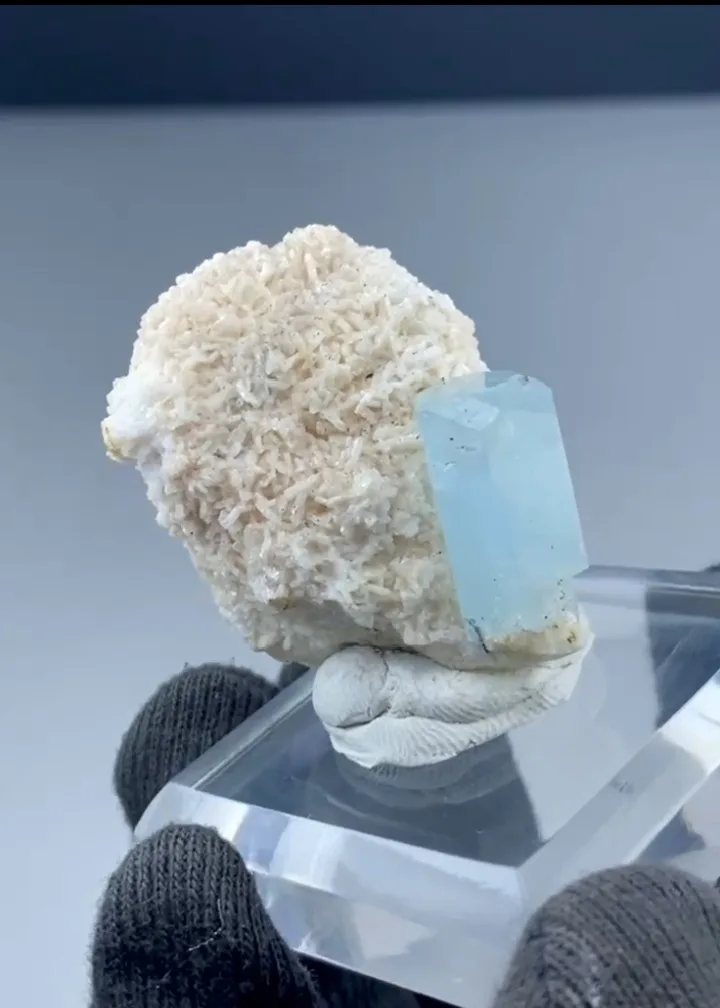 Aquamarine from Alchuri, Shigar Valley, Shigar District, Gilgit-Baltistan, Pakistan image