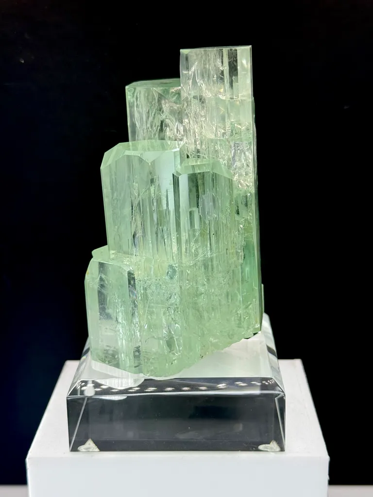 Aquamarine from Brazil, Espírito Santo - image 4