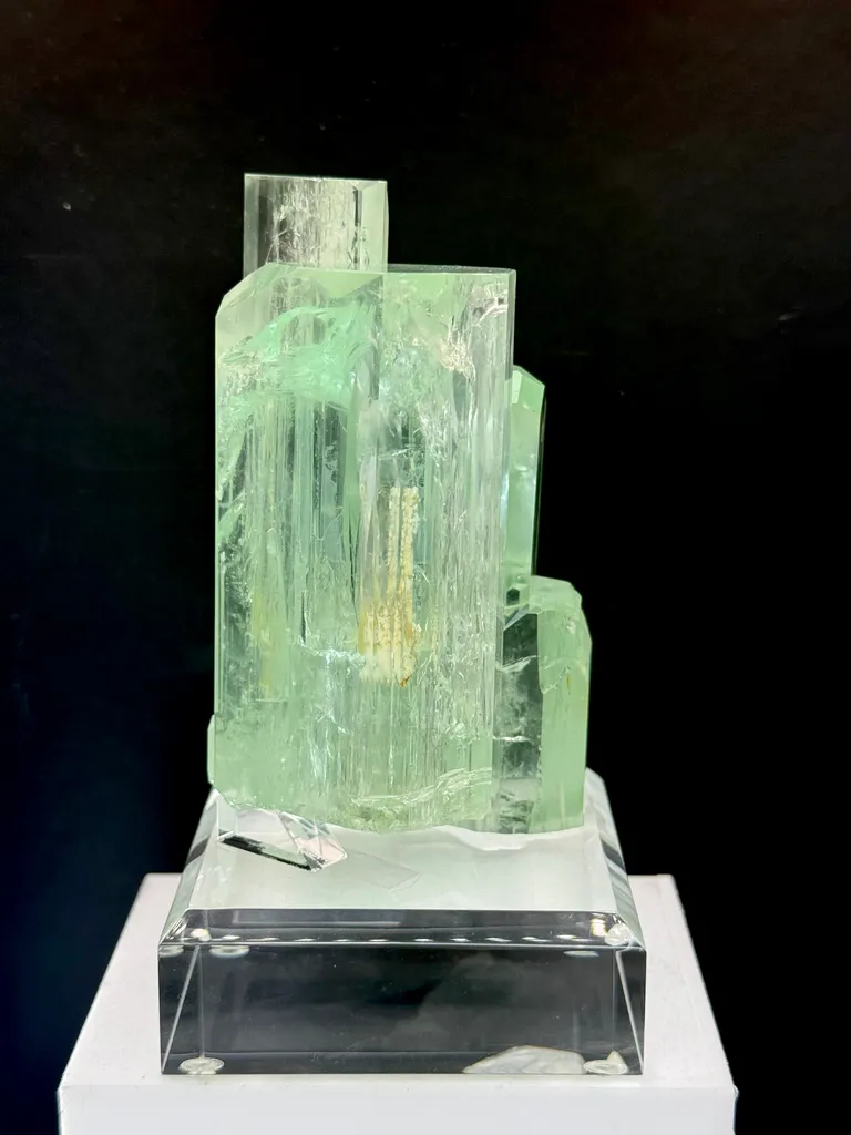Aquamarine from Brazil, Espírito Santo - image 5