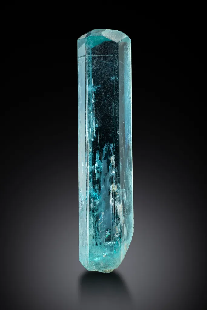 Aquamarine from Brazil, Minas Gerais, Medina image