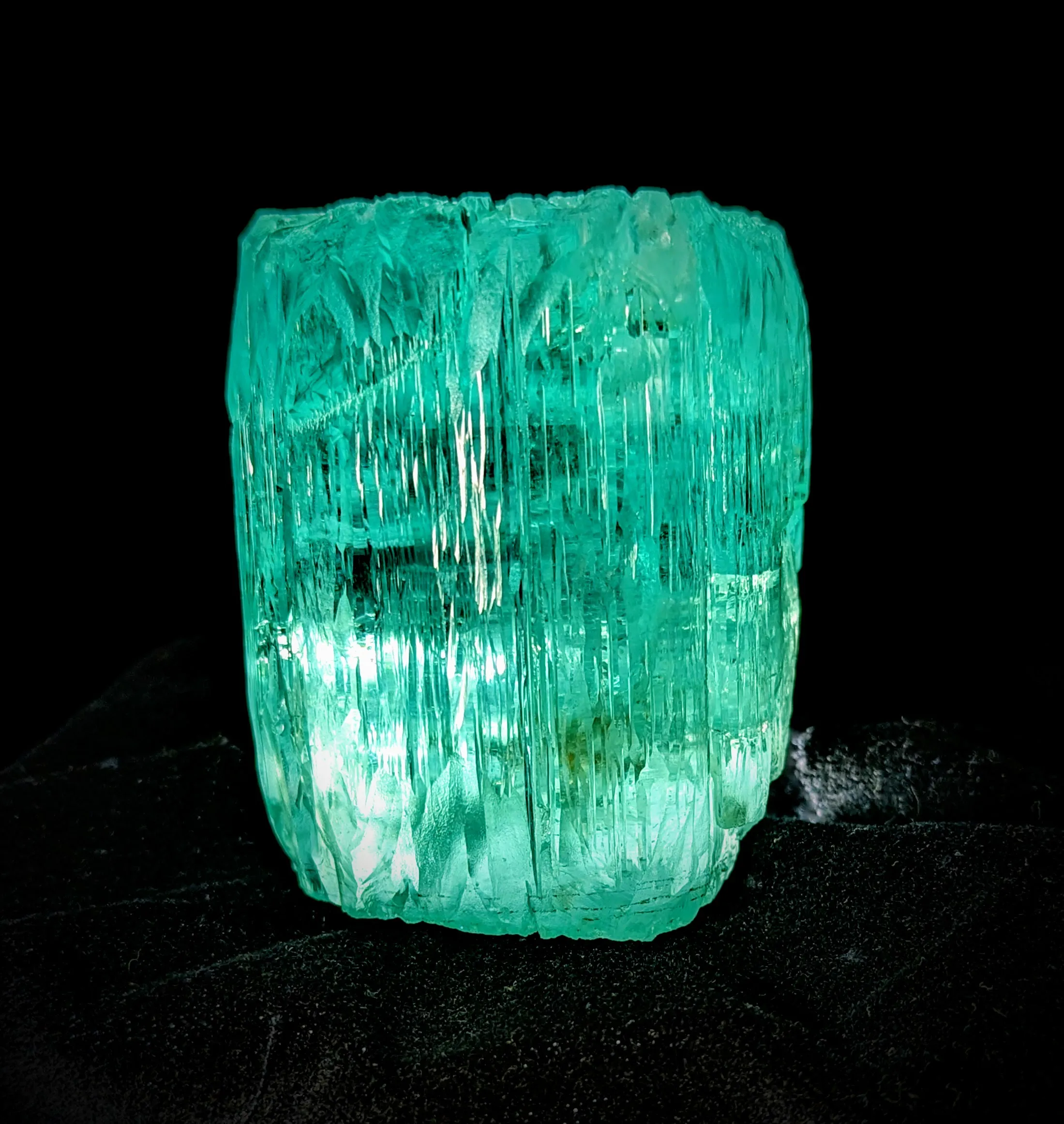 Aquamarine from Brazil, Minas Gerais, Medina - image 1