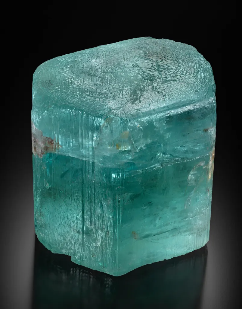Aquamarine from Brazil, Minas Gerais, Medina image