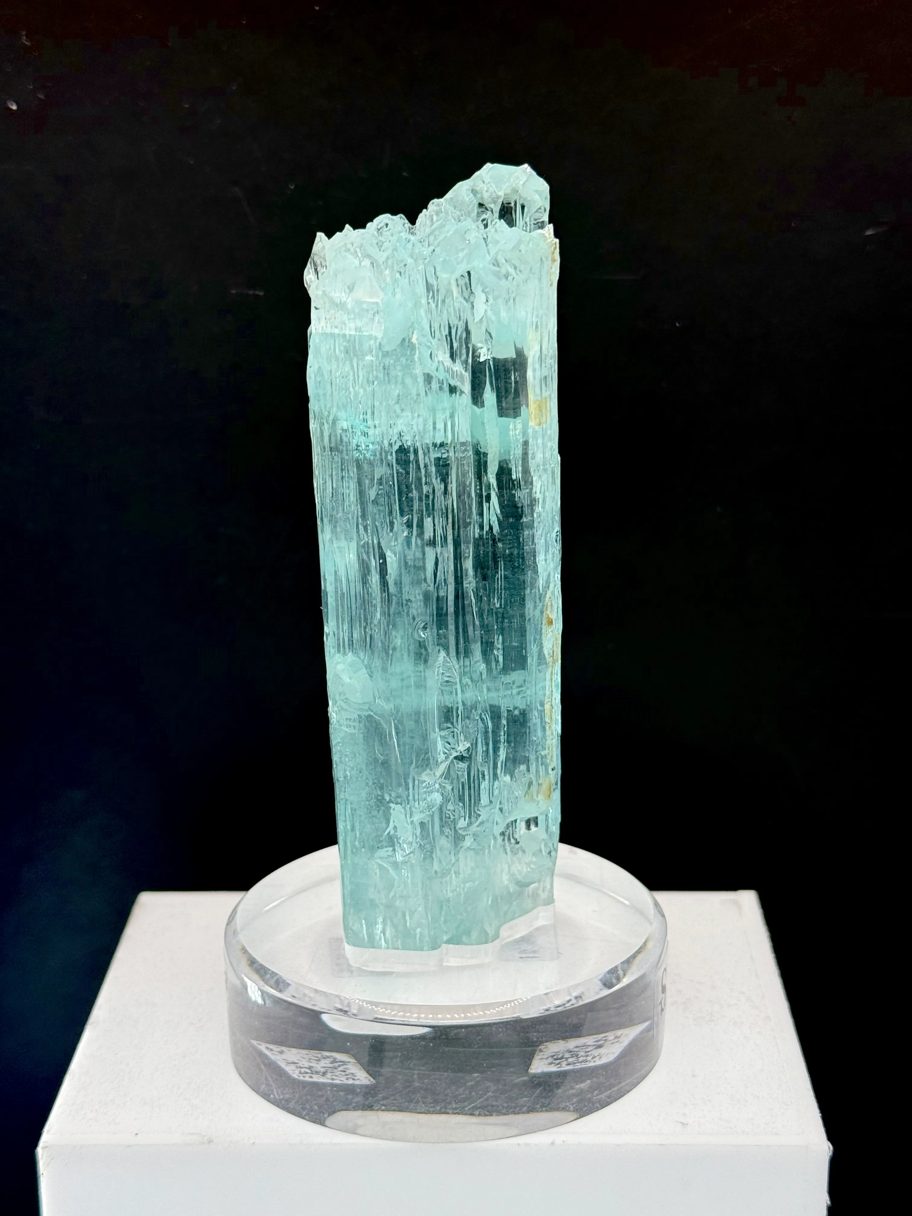 Aquamarine from Brazil, Minas Gerais, Pedra Azul pegmatite district, Medina pegmatite field - image 2