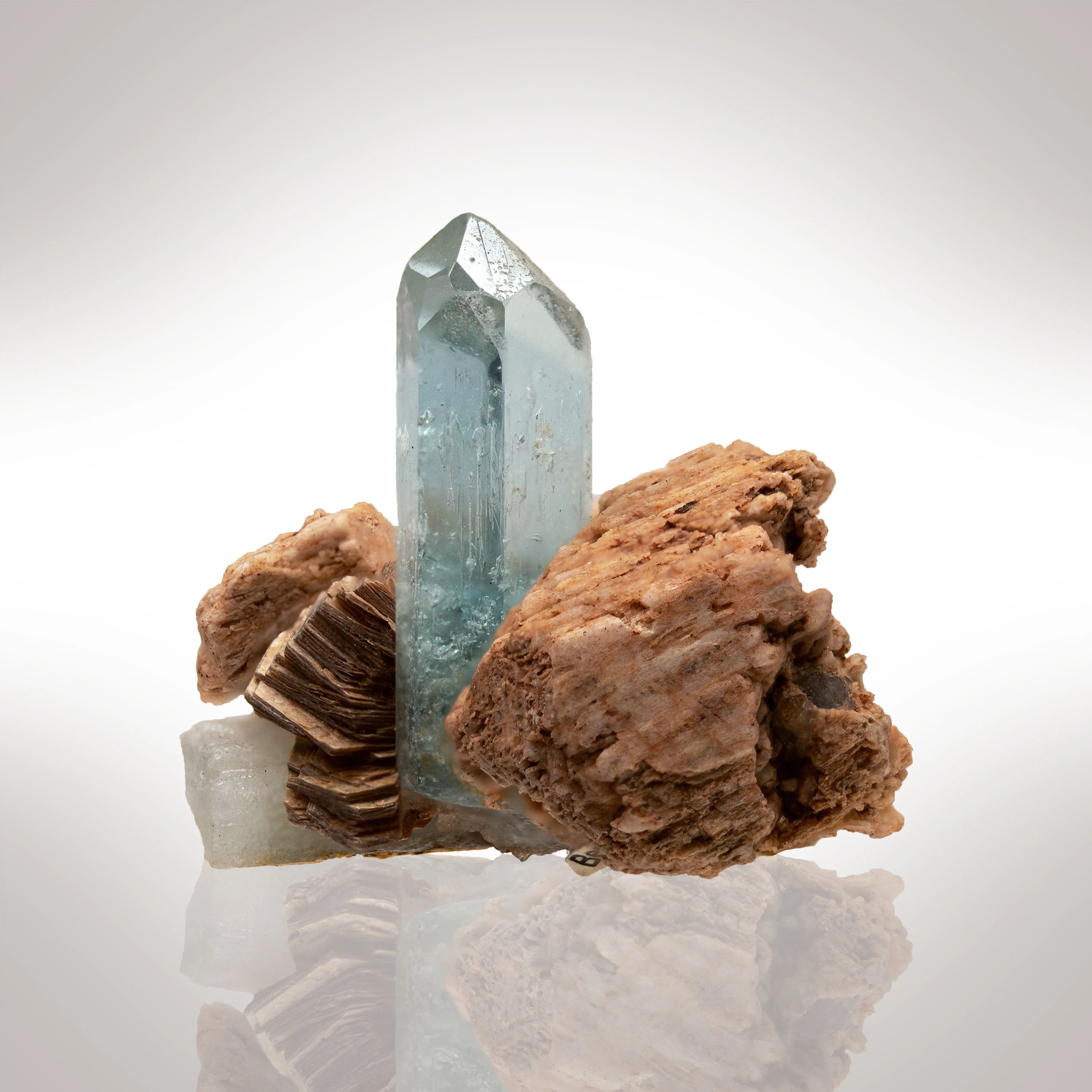 Aquamarine from Brazil, Rio de Janeiro - image 1