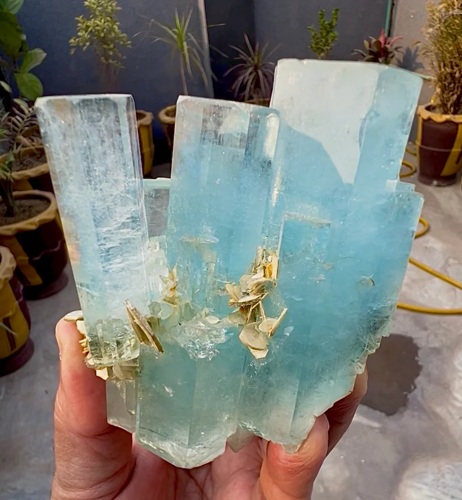 Aquamarine from Chumar Bakhoor, Nagar District, Gilgit-Baltistan, Pakistan - image 7
