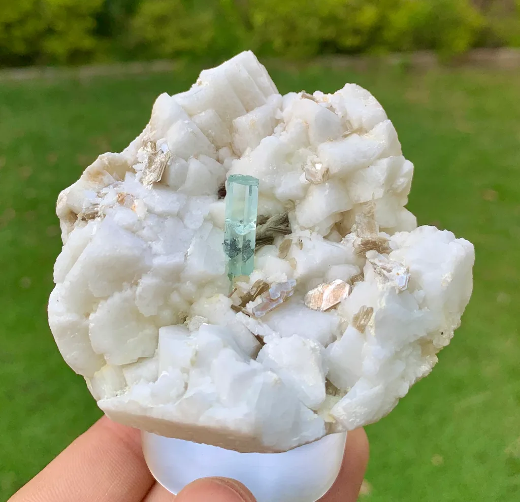Aquamarine from Dassu, Braldu Valley, Shigar District, Gilgit-Baltistan, Pakistan - image 6