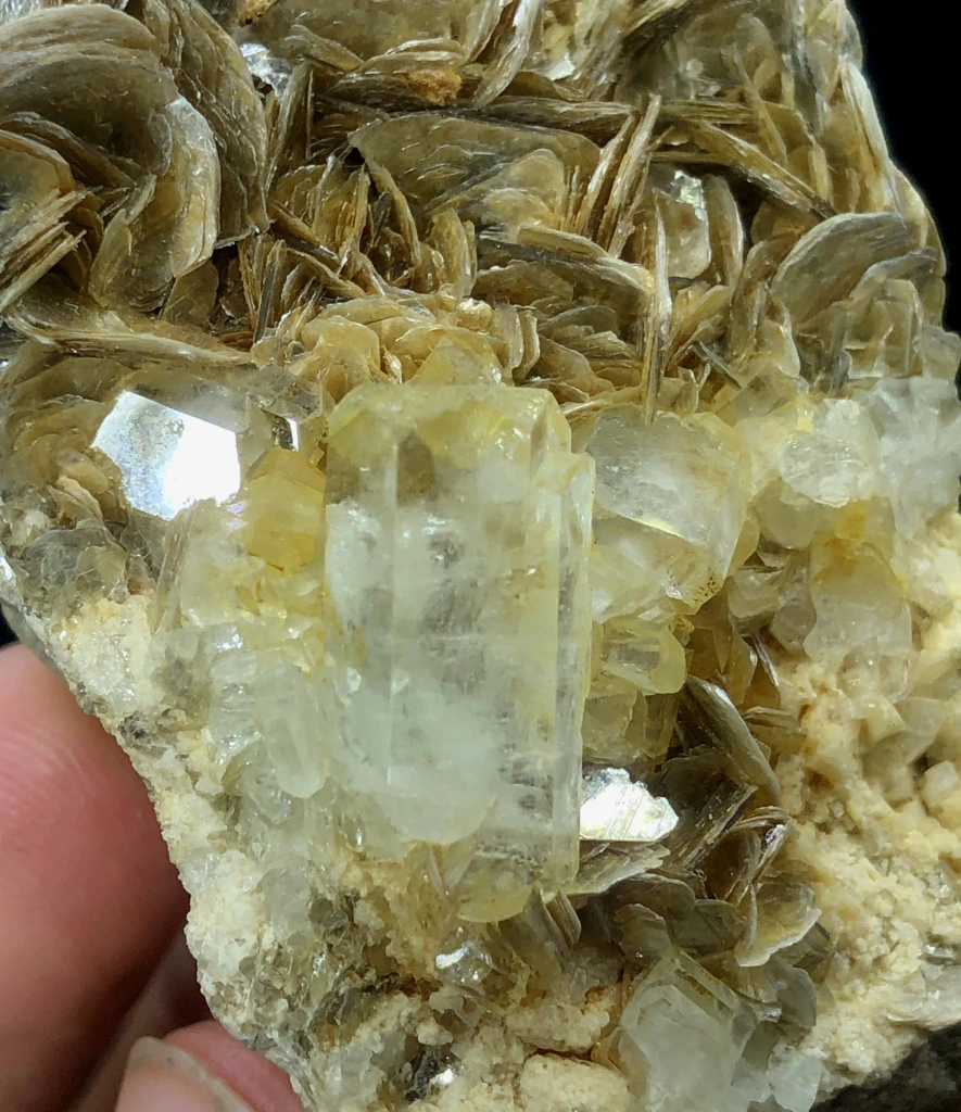 Aquamarine from Nagar, Nagar District, Gilgit-Baltistan, Pakistan - image 2