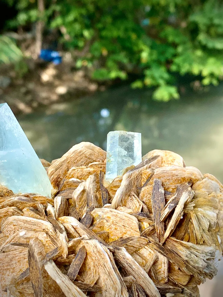 Aquamarine from Nagar, Nagar District, Gilgit-Baltistan, Pakistan - image 8