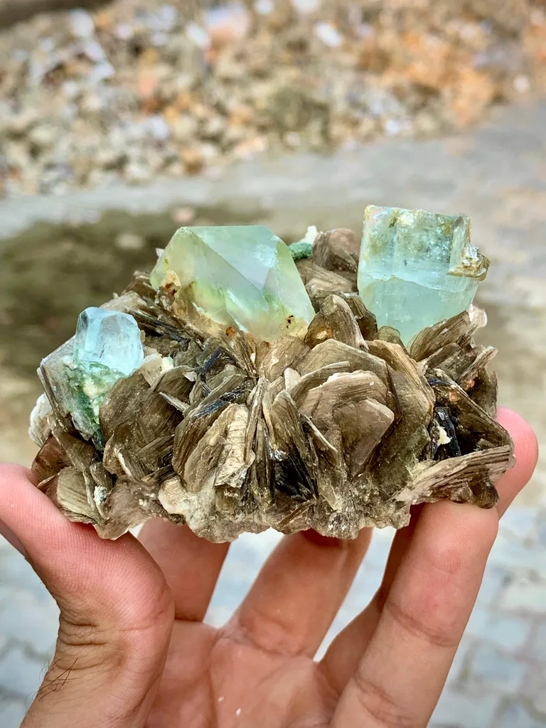 Aquamarine from Nagar, Nagar District, Gilgit-Baltistan, Pakistan - image 9