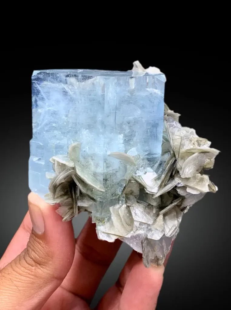 Aquamarine from Pakistan - image 7