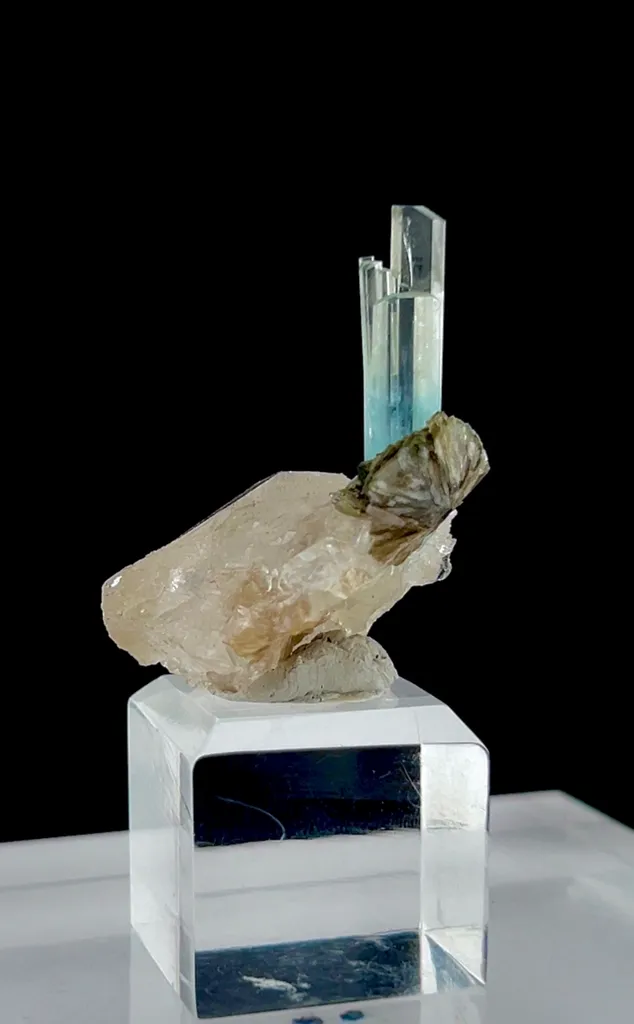 Aquamarine from Pakistan - image 4