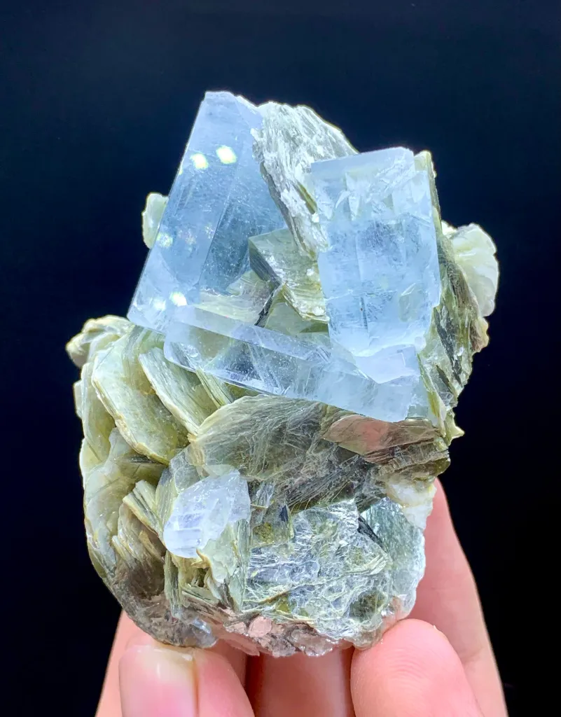 Aquamarine from Pakistan - image 4