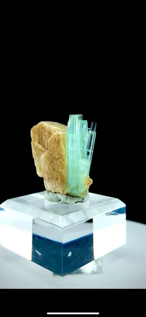 Aquamarine from Pakistan image
