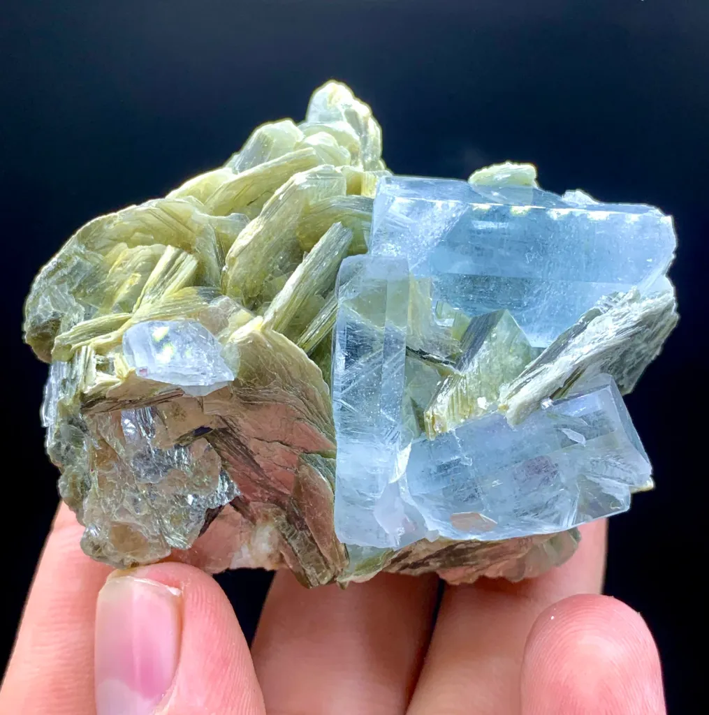 Aquamarine from Pakistan - image 7