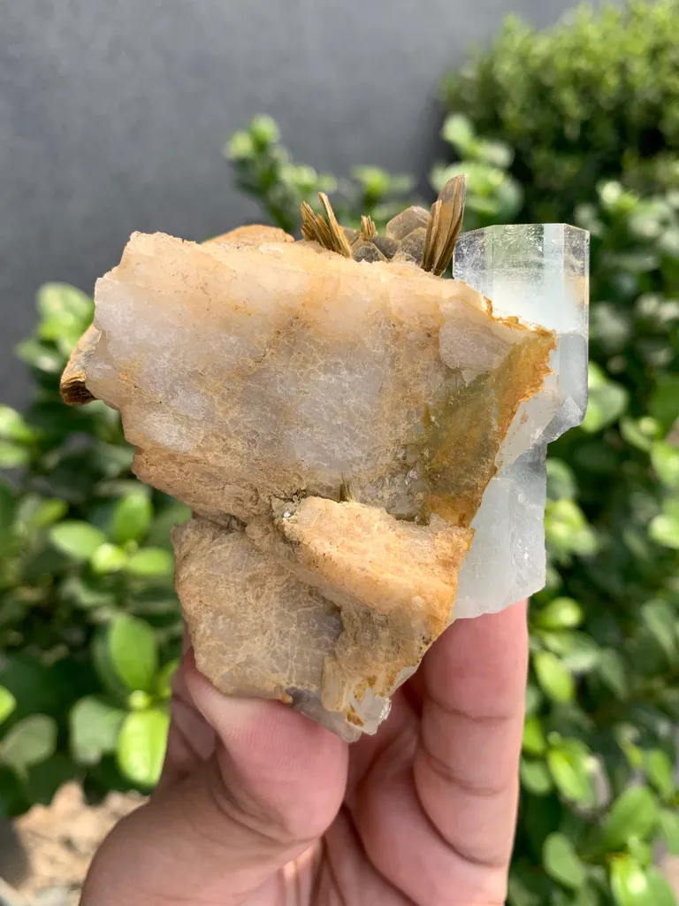 Aquamarine from Pakistan - image 10