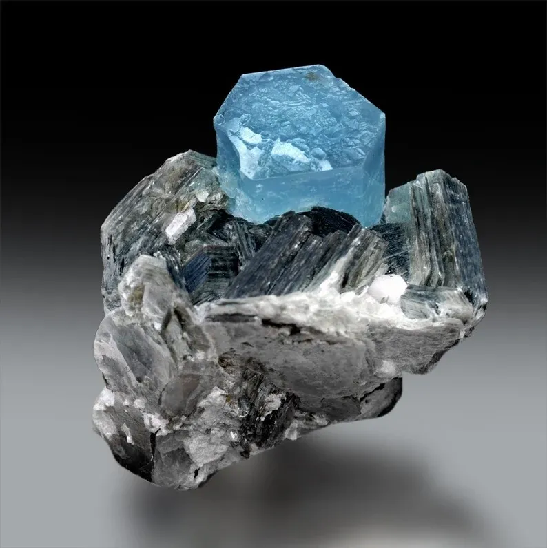 Aquamarine from Pakistan image