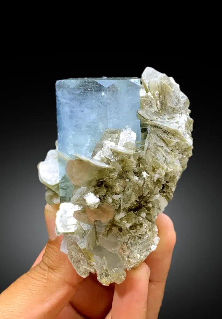 Aquamarine from Pakistan - image 6