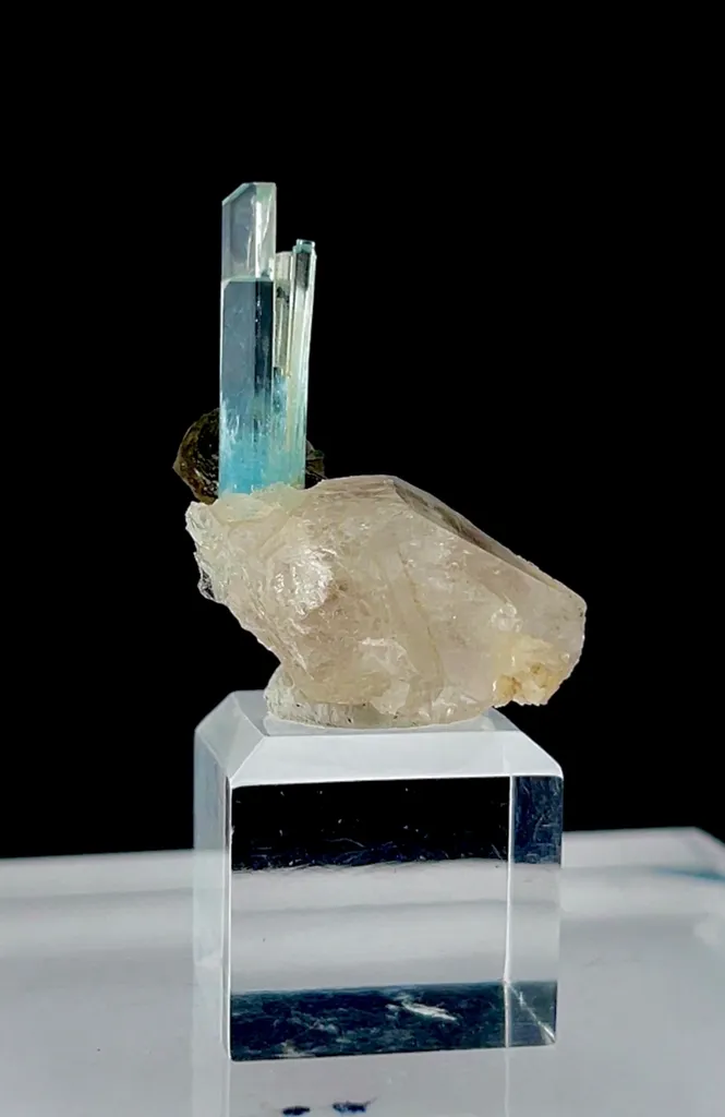 Aquamarine from Pakistan image