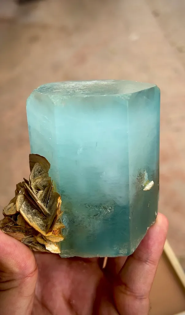 Aquamarine from Pakistan - image 6