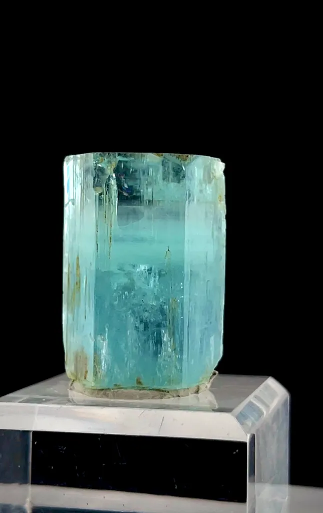 Aquamarine from Pakistan image