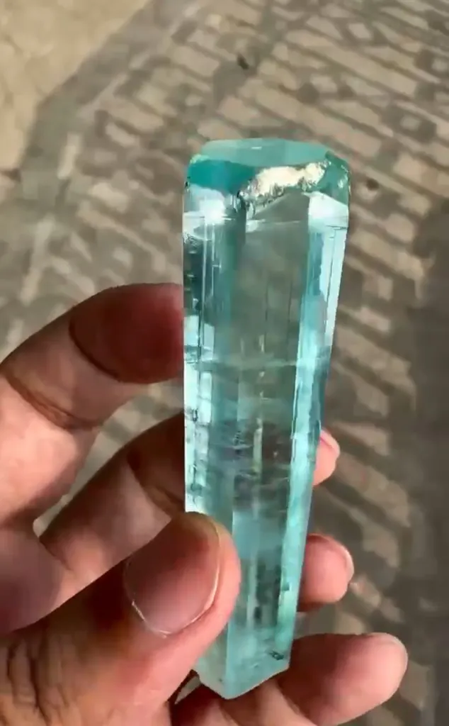 Aquamarine from Pakistan - image 6