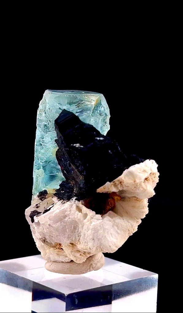 Aquamarine from Pakistan - image 8