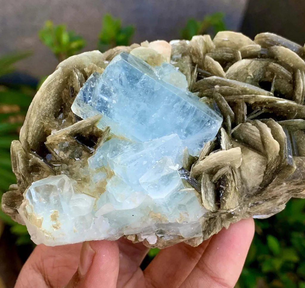 Aquamarine from Pakistan - image 10