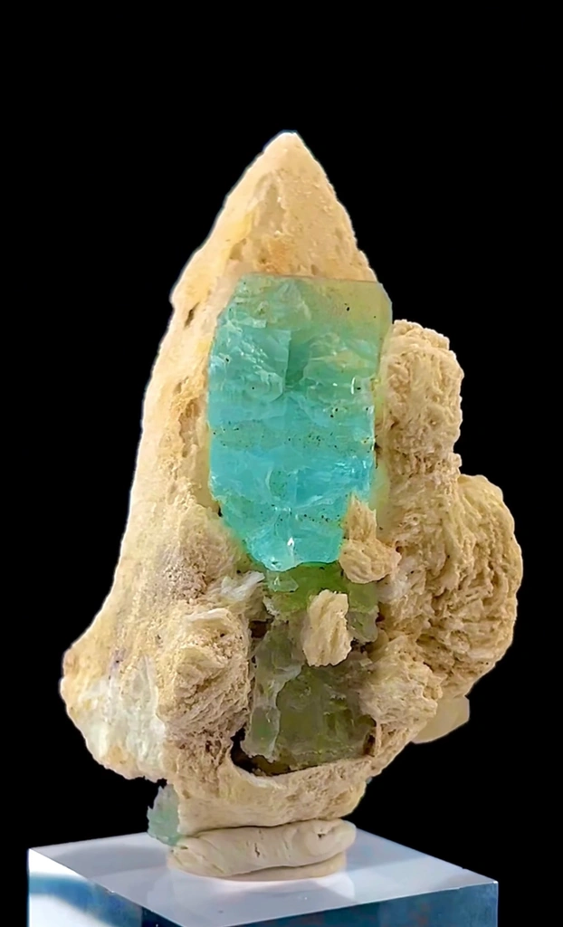 Aquamarine from Pakistan - image 7